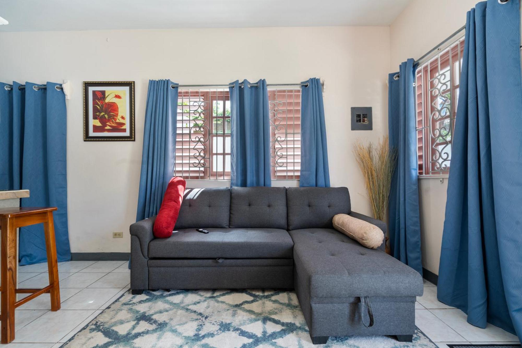 Shaw Park Gem Lägenhet Ocho Rios Exteriör bild